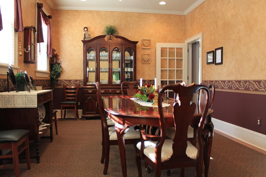 The Collins House Inn Marion Екстер'єр фото