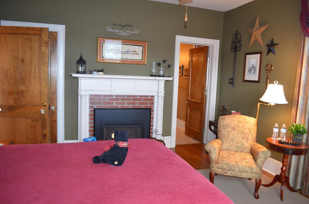 The Collins House Inn Marion Екстер'єр фото