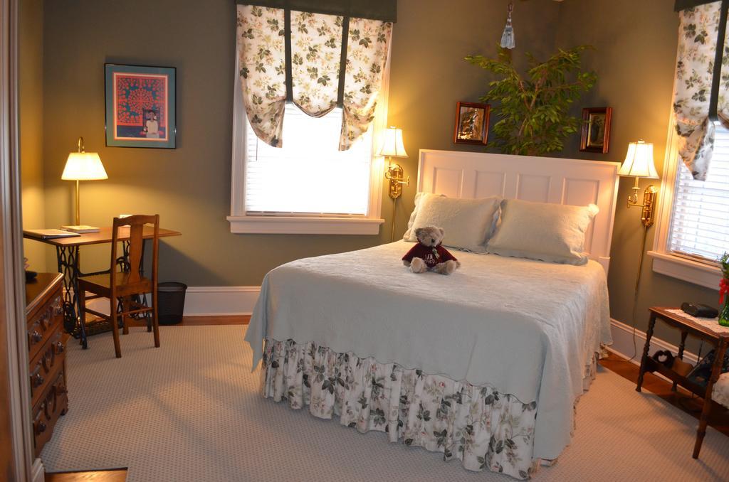 The Collins House Inn Marion Екстер'єр фото