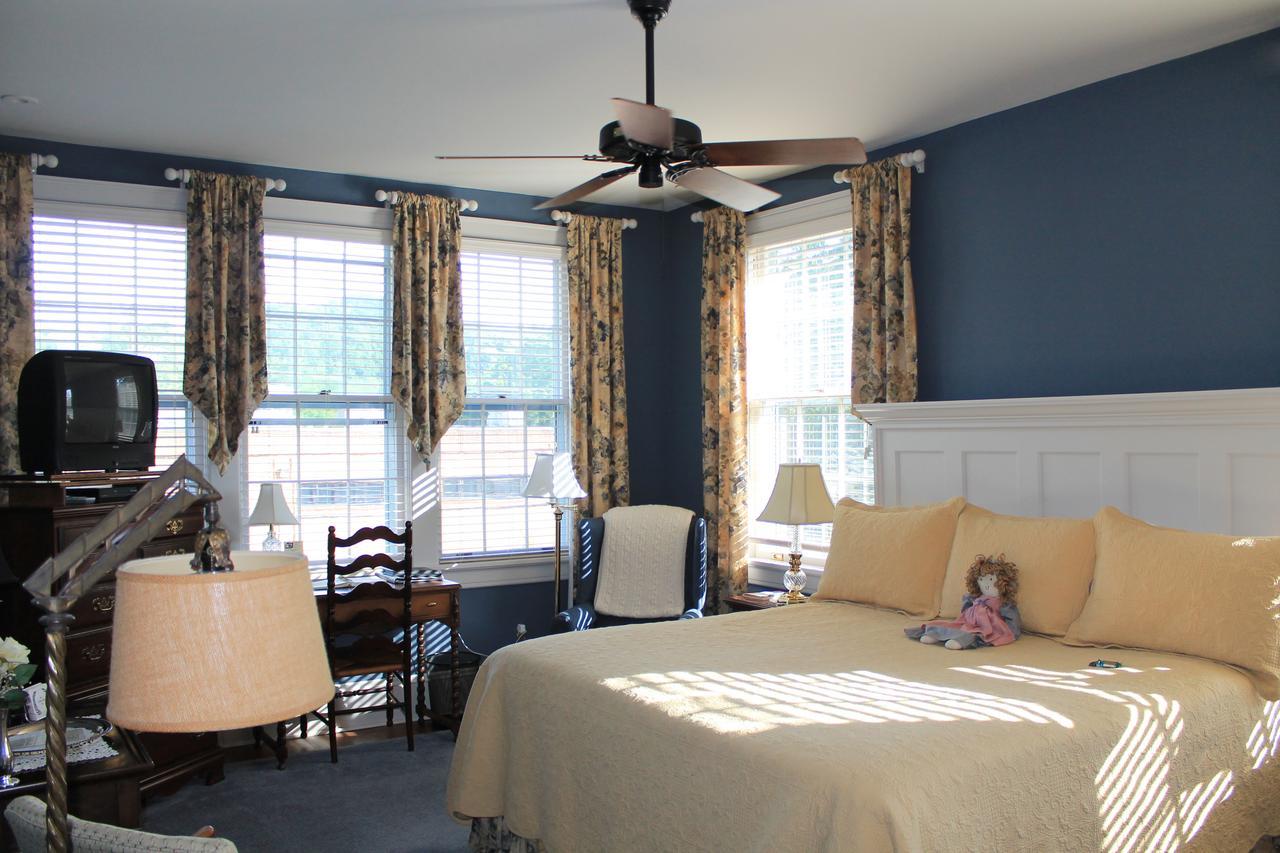The Collins House Inn Marion Екстер'єр фото