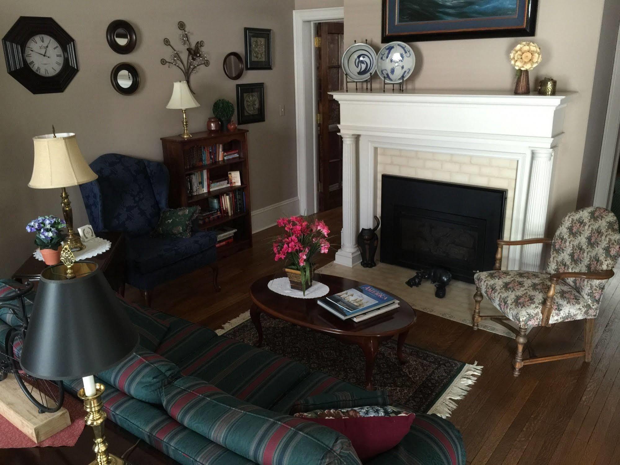 The Collins House Inn Marion Екстер'єр фото