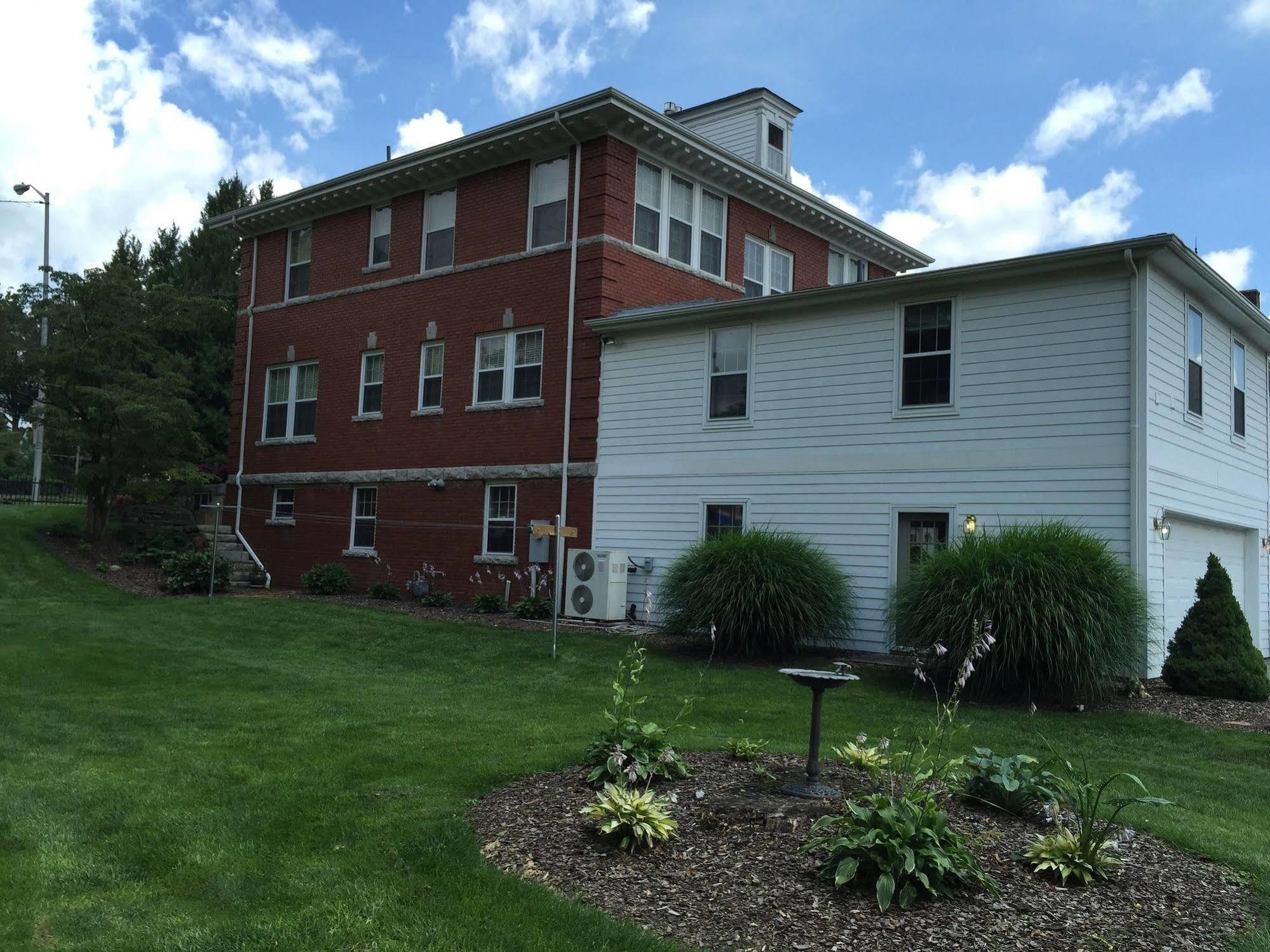 The Collins House Inn Marion Екстер'єр фото